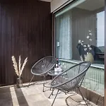 Relax-apartments - Indoor-pool - Sauna - Kueche - Kostenlos Parken - Balkon - Teilweise Massagesessel - 85 Zoll Smart-tv Lägenhet *