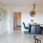 Relax-apartments - Indoor-pool - Sauna - Kueche - Kostenlos Parken - Balkon - Teilweise Massagesessel - 85 Zoll Smart-tv *