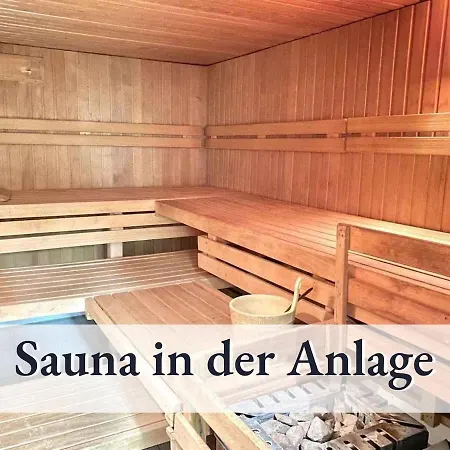 Apartment Relax-Apartments - Indoor-Pool - Sauna - Kueche - Kostenlos Parken - Balkon - Massagesessel - 85 Zoll Smart-Tv