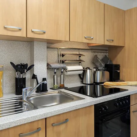 Relax-Apartments - Indoor-Pool - Sauna - Kueche - Kostenlos Parken - Balkon - Massagesessel - 85 Zoll Smart-Tv Apartment *