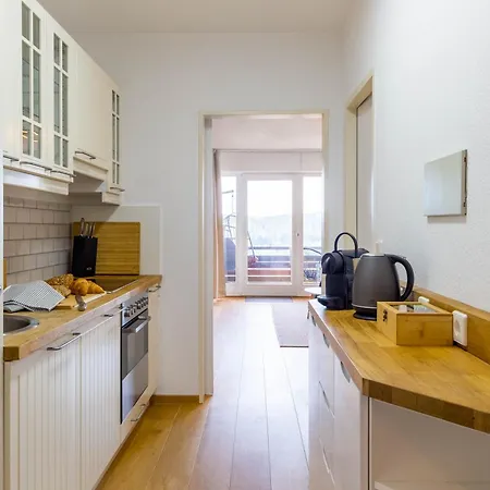 Relax-apartments - Indoor-pool - Sauna - Kueche - Kostenlos Parken - Balkon - Teilweise Massagesessel - 85 Zoll Smart-tv سخوناخ