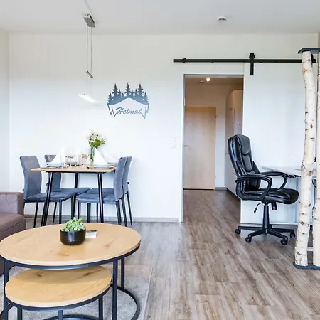 Relax-apartments - Indoor-pool - Sauna - Kueche - Kostenlos Parken - Balkon - Teilweise Massagesessel - 85 Zoll Smart-tv شقة