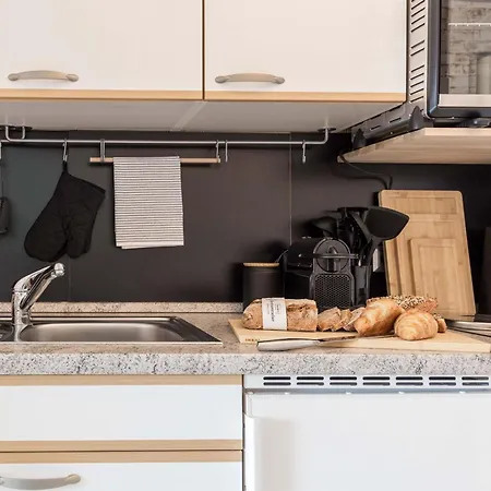 Apartment Relax-Apartments - Indoor-Pool - Sauna - Kueche - Kostenlos Parken - Balkon - Massagesessel - 85 Zoll Smart-Tv Schonach im Schwarzwald