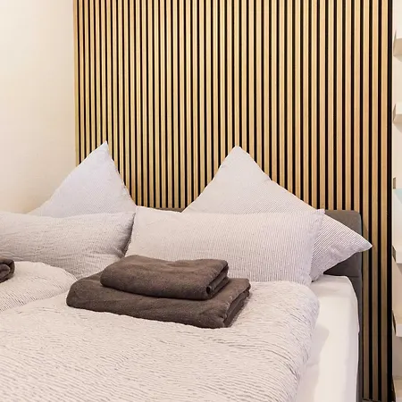 شقة Relax-apartments - Indoor-pool - Sauna - Kueche - Kostenlos Parken - Balkon - Teilweise Massagesessel - 85 Zoll Smart-tv *